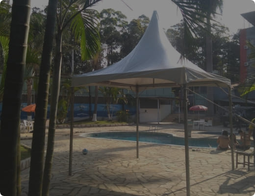 Tenda chapéu de bruxa